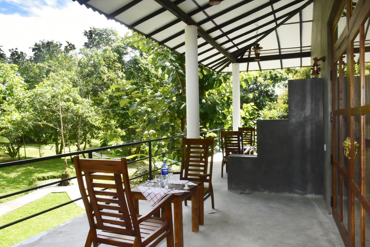 Safari Queens Resort Udawalawe Exterior photo