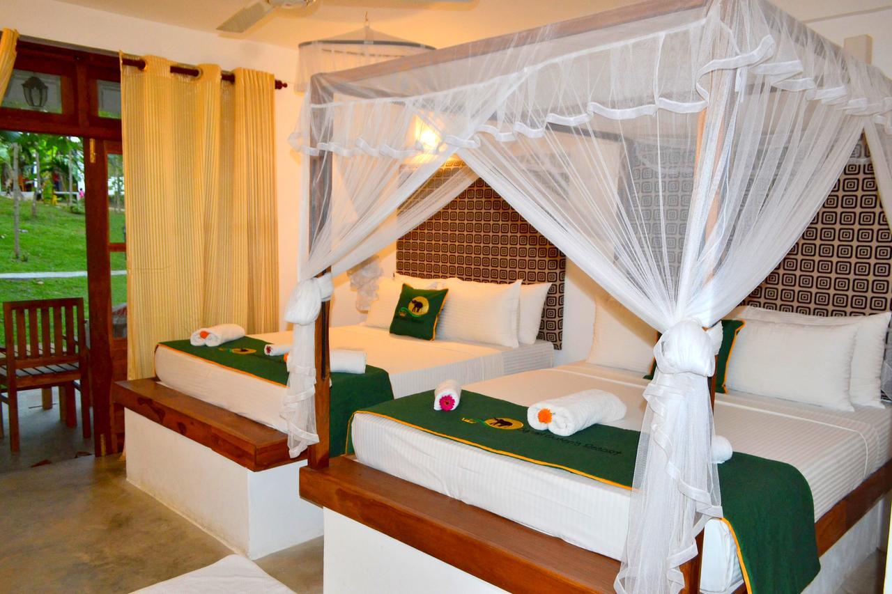 Safari Queens Resort Udawalawe Exterior photo